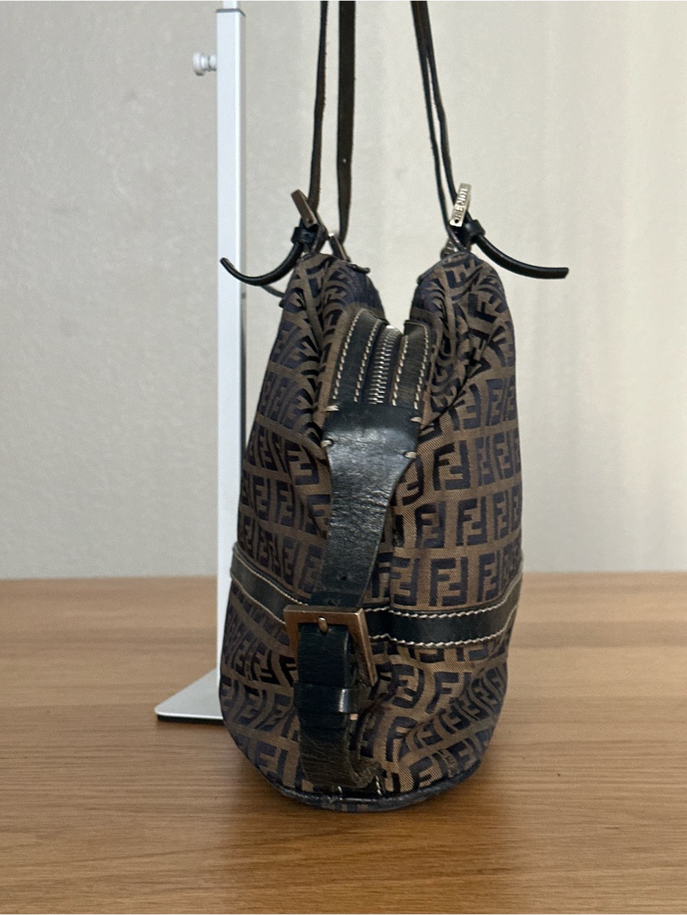 Fendi Shoulder Bag - Picture 3 of 8